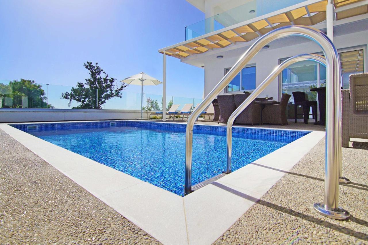 Villa Napa View ไอยานาปา ภายนอก รูปภาพ